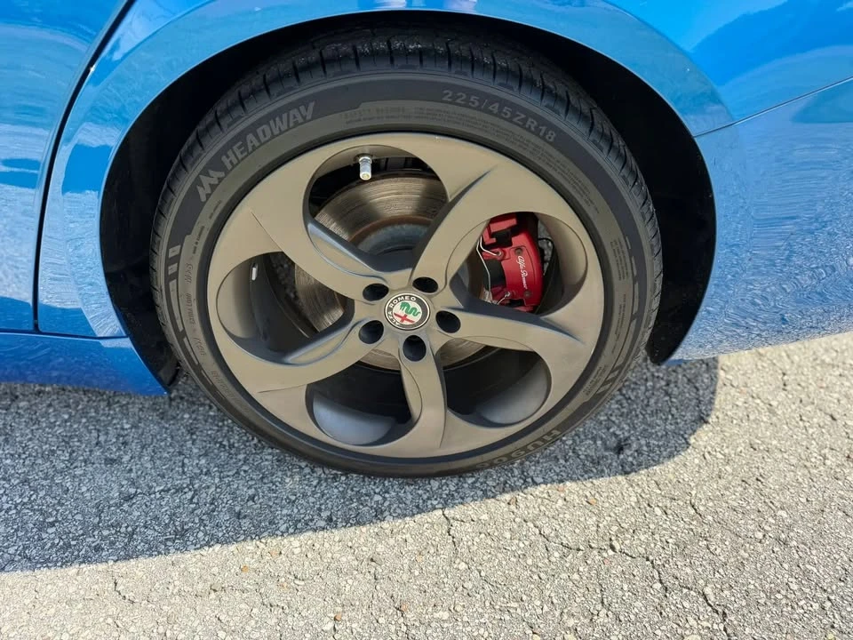 2018 Alfa Romeo Giulia - Image 9 of 16