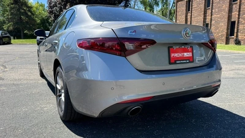 2018 Alfa Romeo Giulia - Image 3 of 20
