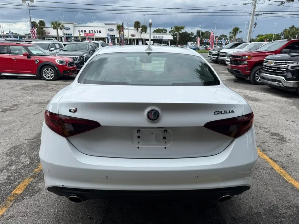 2018 Alfa Romeo Giulia - Image 4 of 14