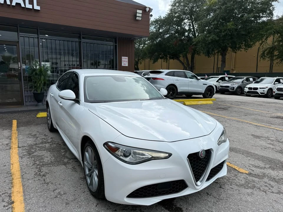 2018 Alfa Romeo Giulia - Image 3 of 16