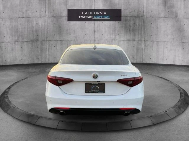 2018 Alfa Romeo Giulia - Image 6 of 21