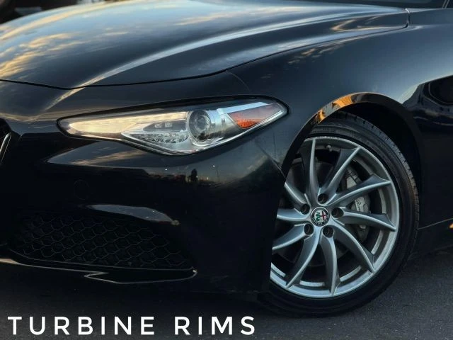 2018 Alfa Romeo Giulia - Image 2 of 24