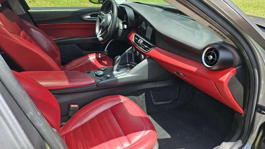 2018 Alfa Romeo Giulia - Image 6 of 6