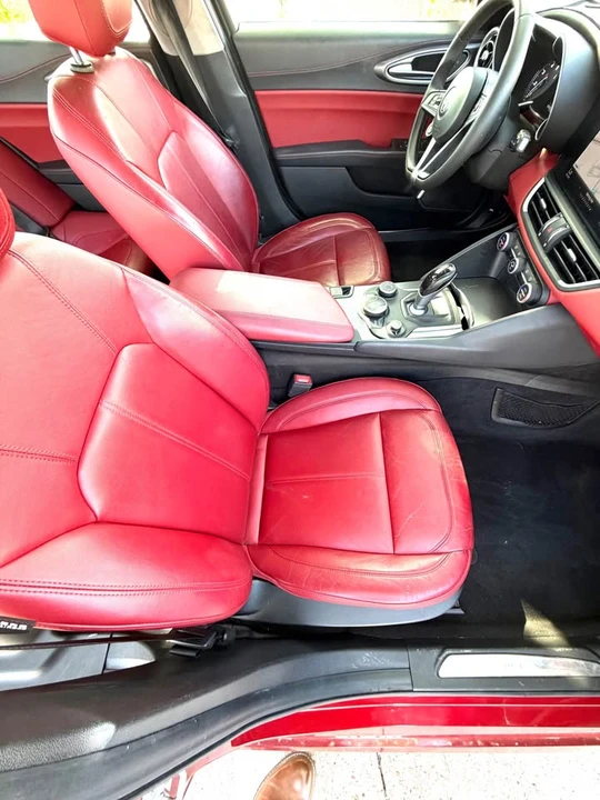2018 Alfa Romeo Giulia - Image 7 of 10