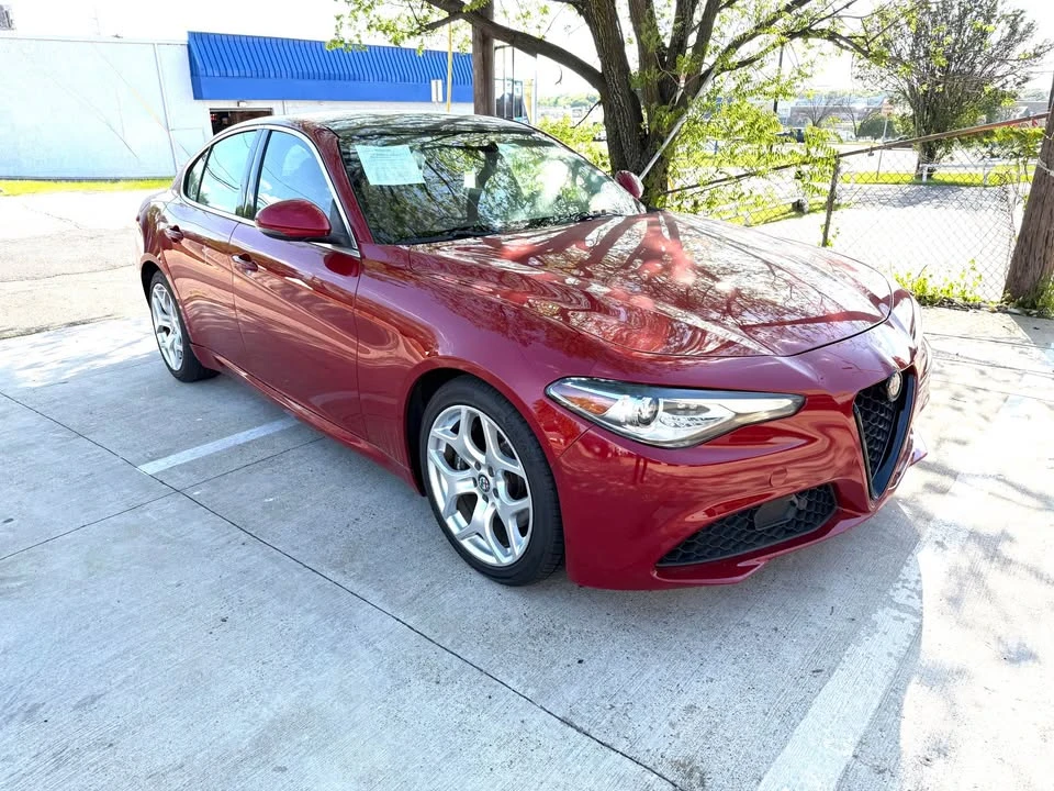 2018 Alfa Romeo Giulia - Image 2 of 10