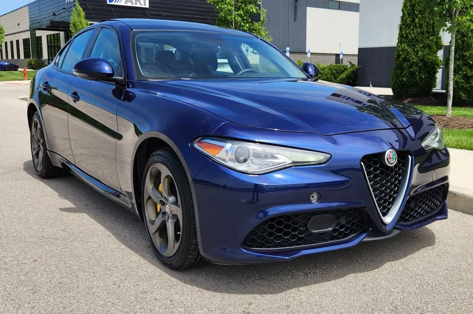 2018 Alfa Romeo Giulia - Image 18 of 18