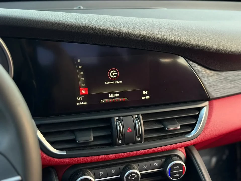 2018 Alfa Romeo Giulia - Image 18 of 20