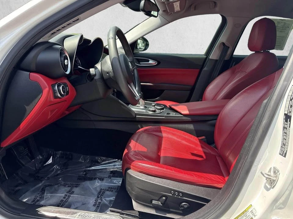 2018 Alfa Romeo Giulia - Image 4 of 16