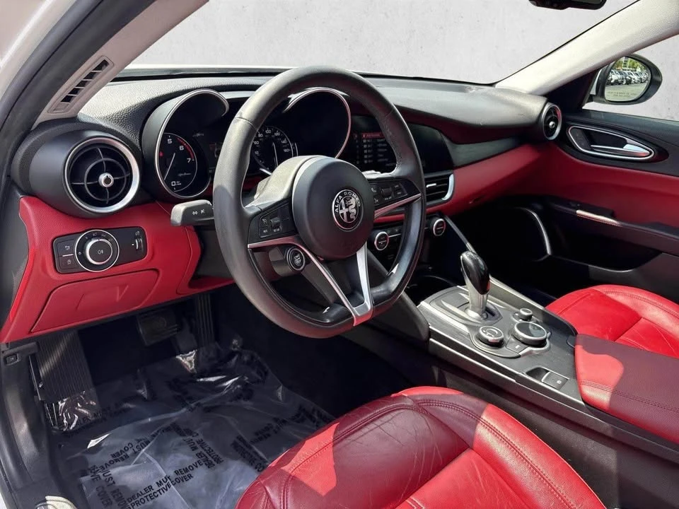 2018 Alfa Romeo Giulia - Image 3 of 16