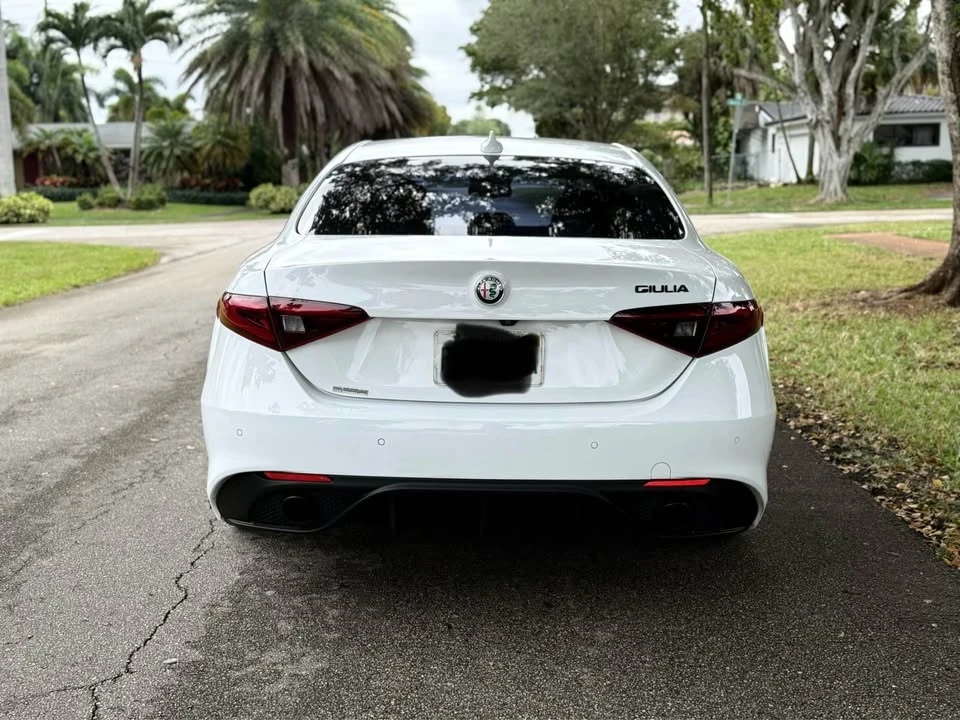 2018 Alfa Romeo Giulia - Image 4 of 19