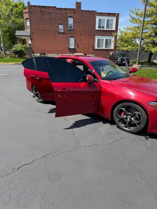 2018 Alfa Romeo Giulia - Image 2 of 8
