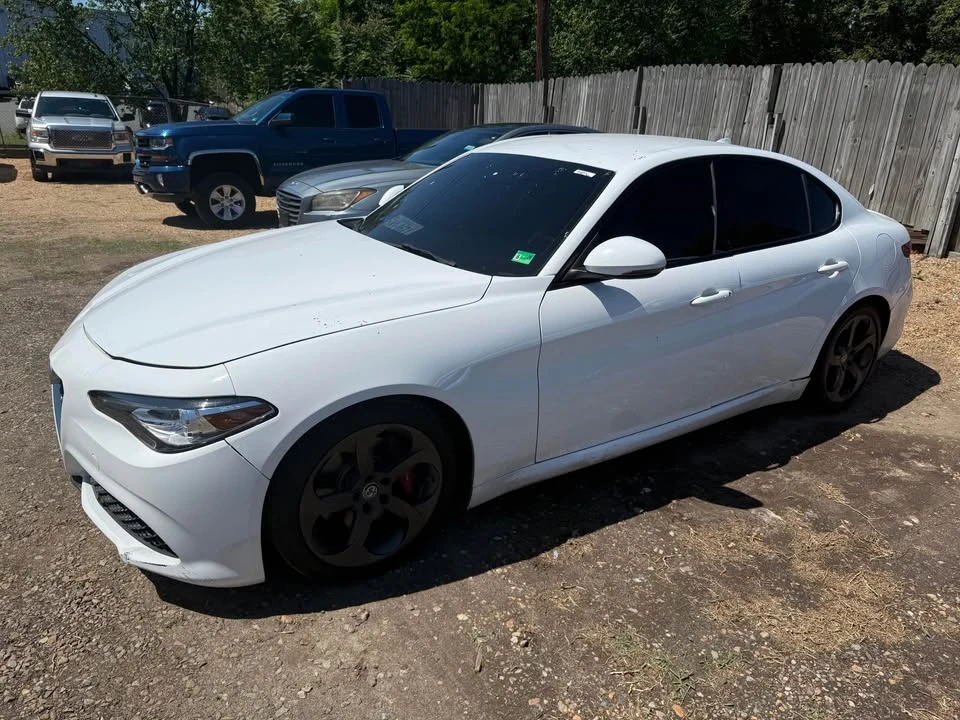 2018 Alfa Romeo Giulia - Image 3 of 5