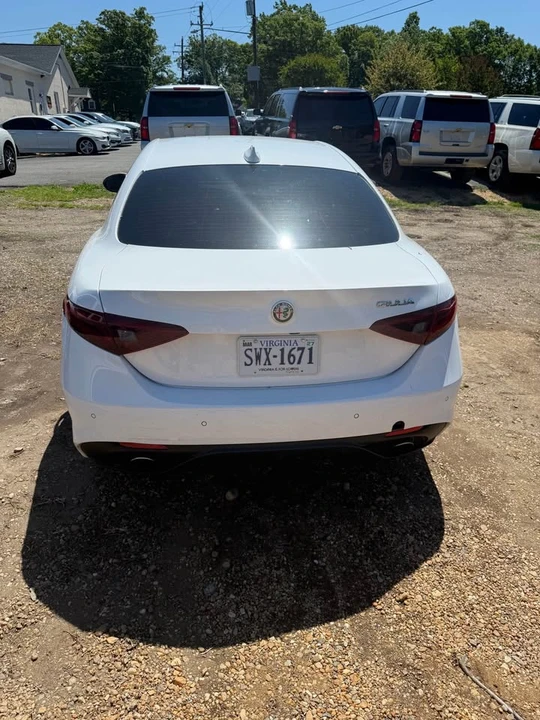 2018 Alfa Romeo Giulia - Image 4 of 5