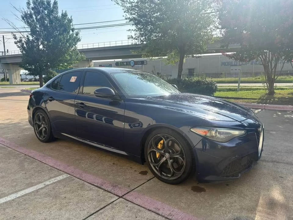 2018 Alfa Romeo Giulia - Image 2 of 12