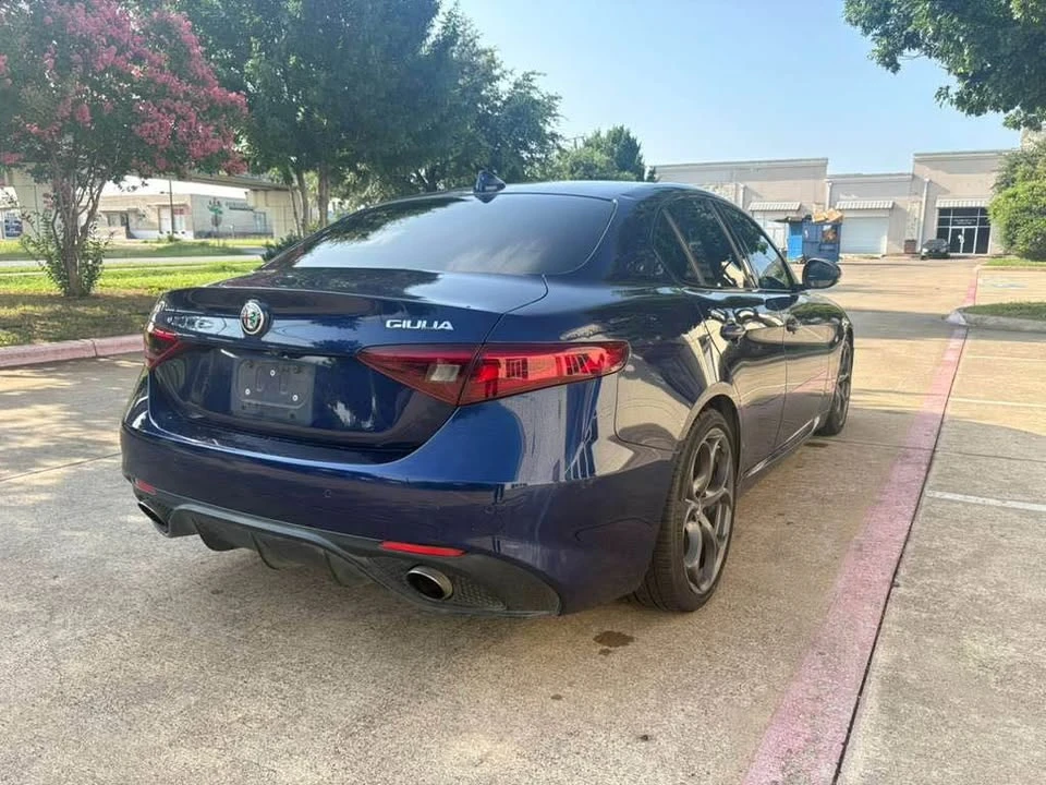 2018 Alfa Romeo Giulia - Image 6 of 12