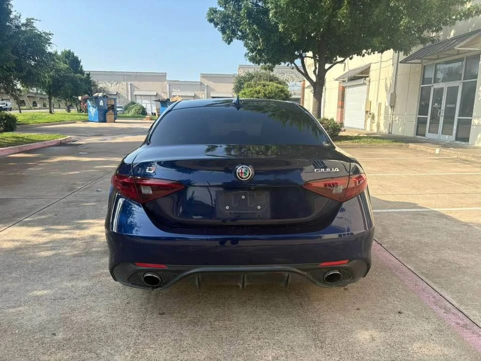 2018 Alfa Romeo Giulia - Image 7 of 12