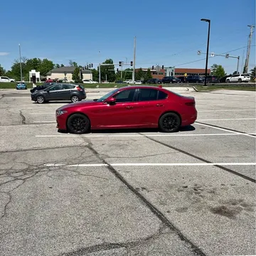 2018 Alfa Romeo Giulia · Sport Sedan 4D