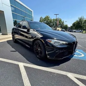 2018 Alfa Romeo Giulia Sport Sedan 4D