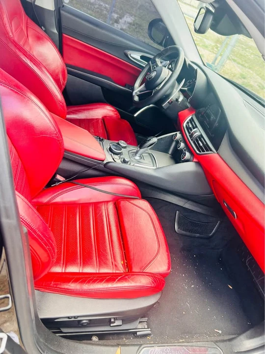 2018 Alfa Romeo Giulia - Image 4 of 6