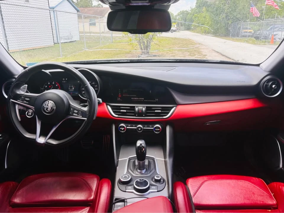 2018 Alfa Romeo Giulia - Image 6 of 6