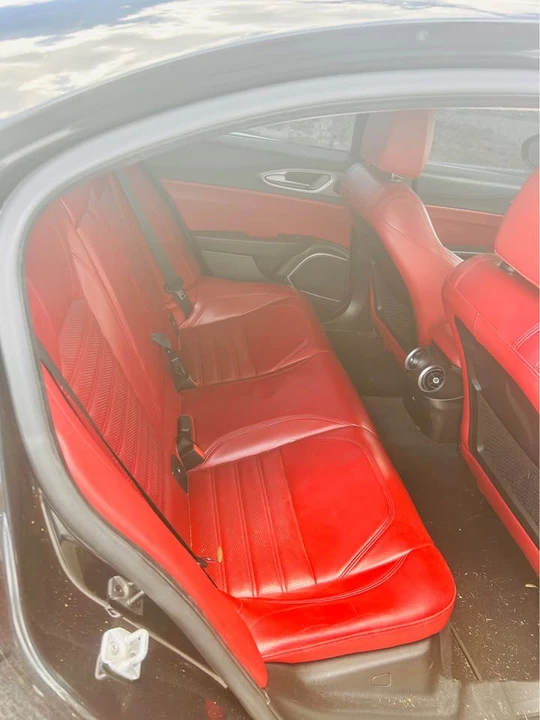 2018 Alfa Romeo Giulia - Image 5 of 6