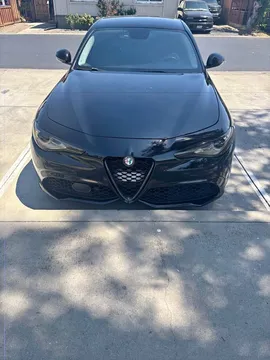 2018 Alfa Romeo Giulia Giulia