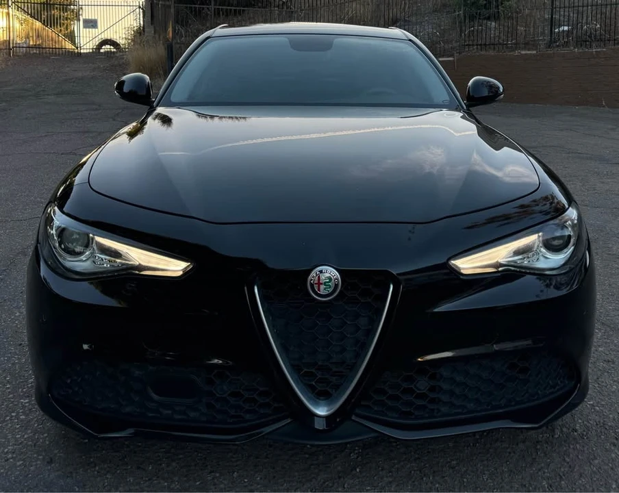 2018 Alfa Romeo Giulia - Image 3 of 15