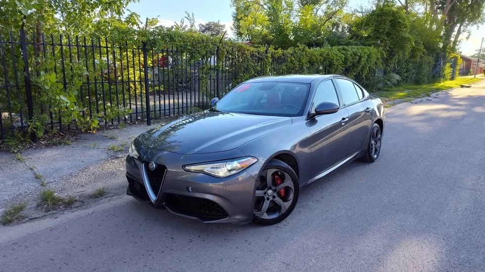 2018 Alfa Romeo Giulia - Image 8 of 20