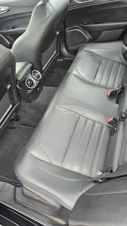 2018 Alfa Romeo Giulia - Image 7 of 12