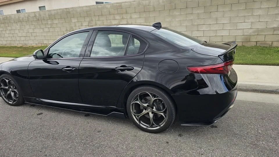 2018 Alfa Romeo Giulia - Image 3 of 12