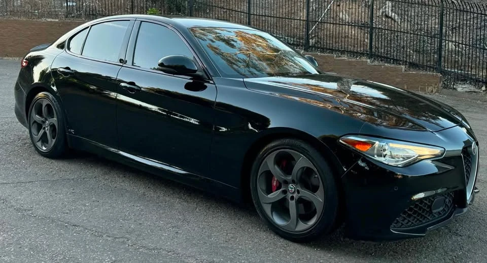 2018 Alfa Romeo Giulia - Image 6 of 14