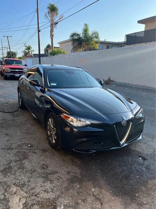 2018 Alfa Romeo Giulia - Image 5 of 6
