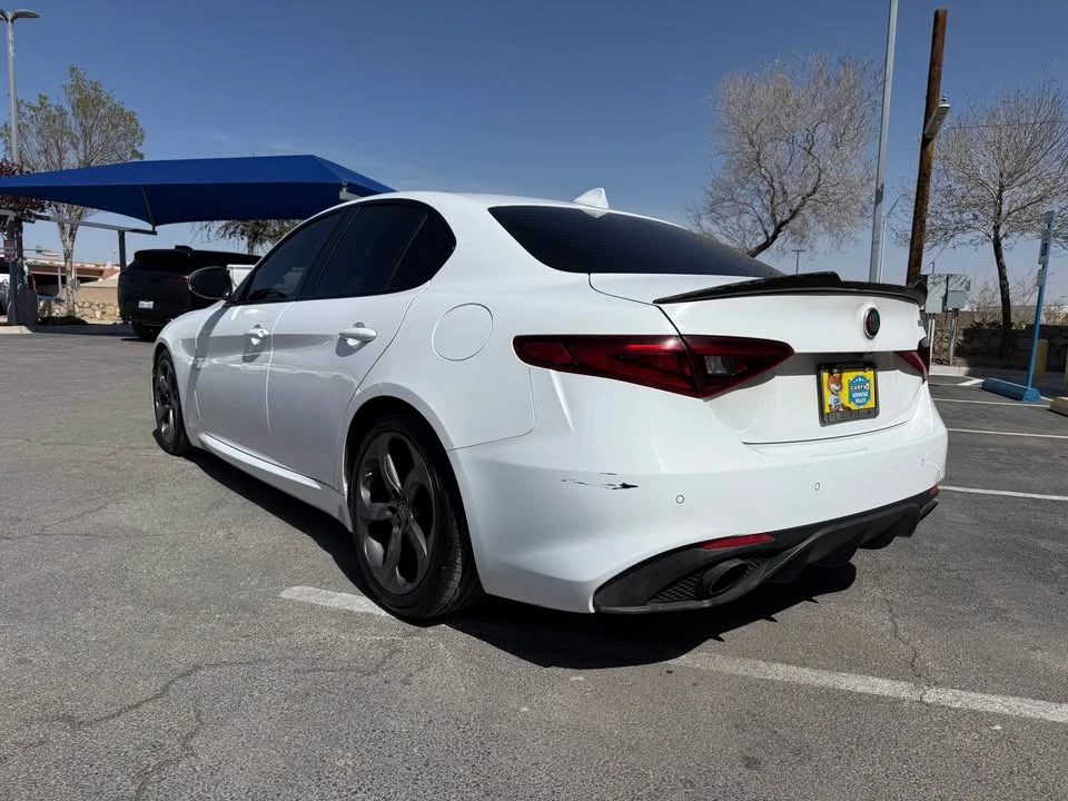 2018 Alfa Romeo Giulia - Image 5 of 14