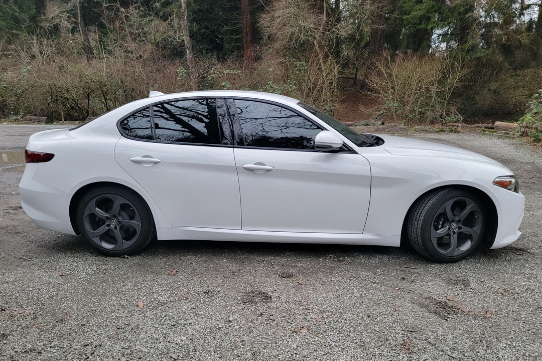 2018 Alfa Romeo Giulia - Image 3 of 31