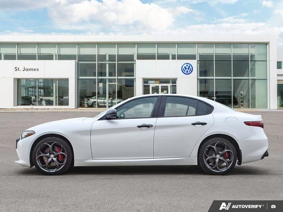 2018 Alfa Romeo Giulia - Image 2 of 20