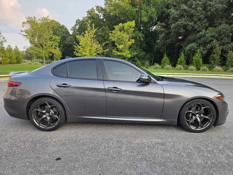 2018 Alfa Romeo Giulia - Image 8 of 22