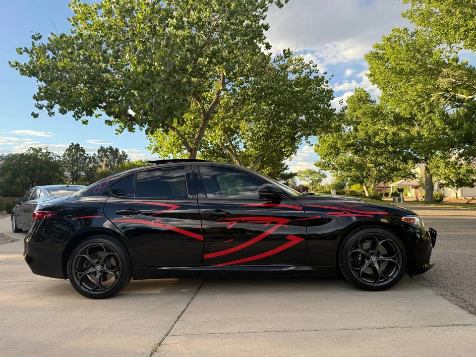 2018 Alfa Romeo Giulia - Image 7 of 21