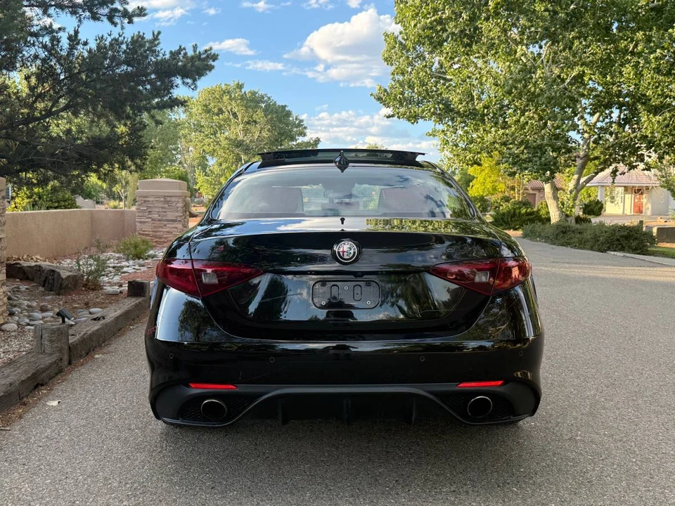 2018 Alfa Romeo Giulia - Image 6 of 21