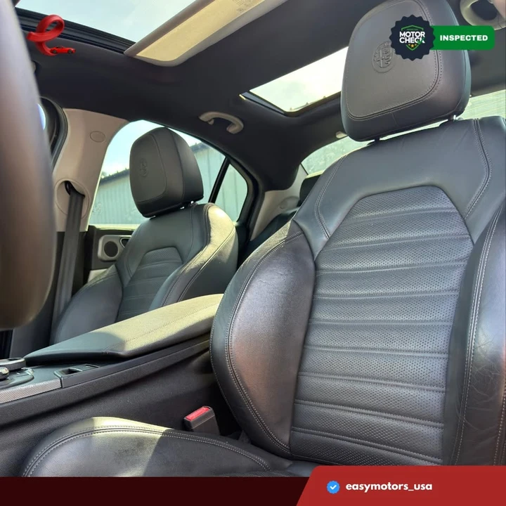 2018 Alfa Romeo Giulia - Image 10 of 18