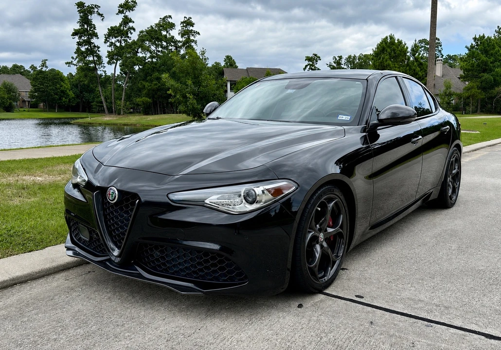 2018 Alfa Romeo Giulia - Image 5 of 27