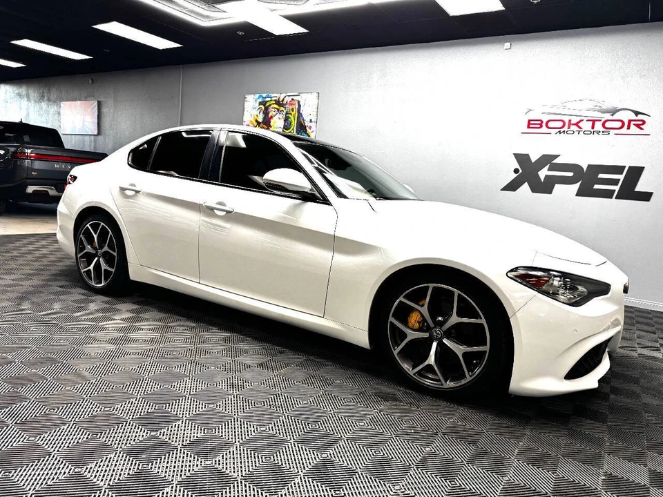 2018 Alfa Romeo Giulia - Image 2 of 21
