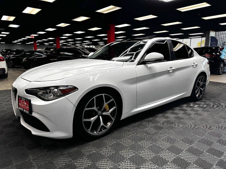 2018 Alfa Romeo Giulia - Image 7 of 12