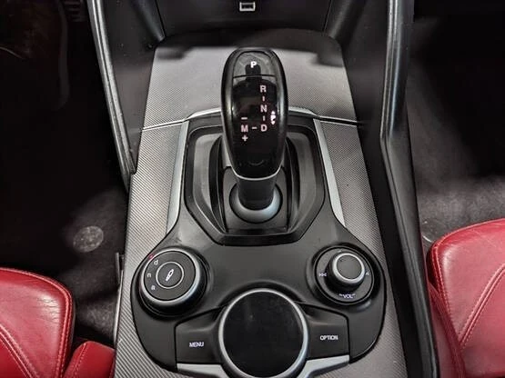 2018 Alfa Romeo Giulia - Image 12 of 12