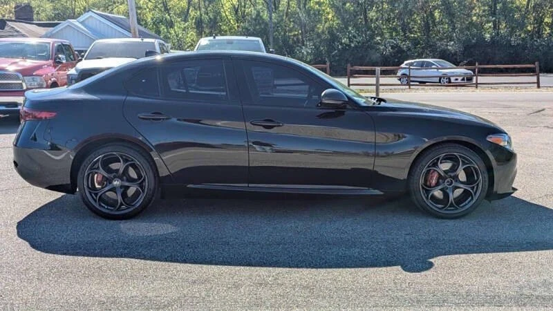 2018 Alfa Romeo Giulia - Image 3 of 16