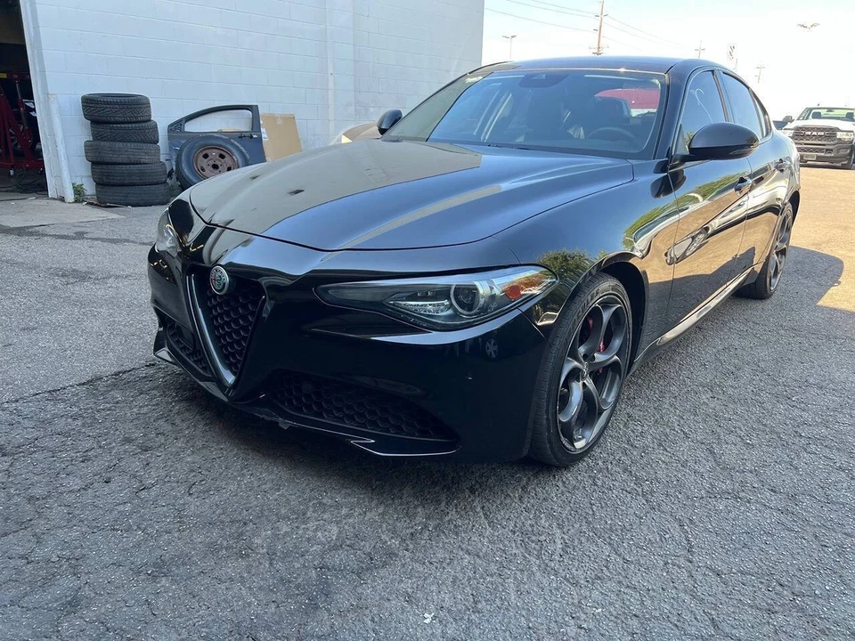2018 Alfa Romeo Giulia - Image 3 of 12