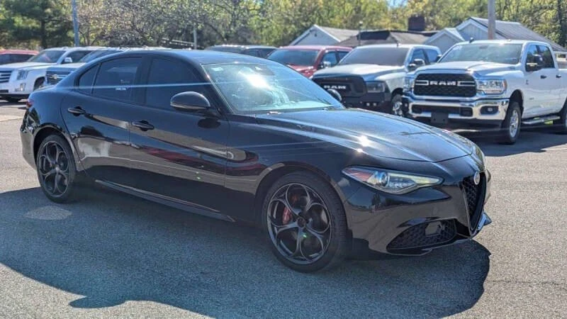2018 Alfa Romeo Giulia - Image 2 of 16