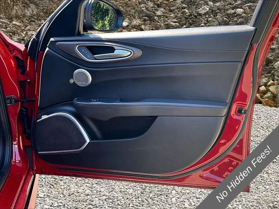 2018 Alfa Romeo Giulia - Image 20 of 20