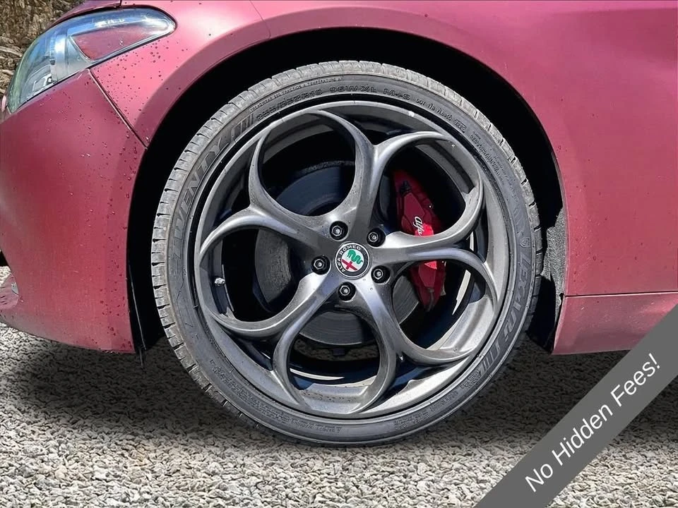 2018 Alfa Romeo Giulia - Image 9 of 20