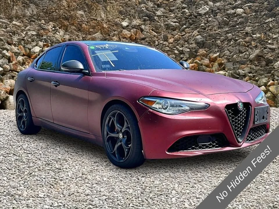 2018 Alfa Romeo Giulia - Image 10 of 20