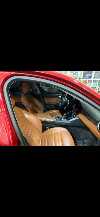 2018 Alfa Romeo Giulia - Image 11 of 13